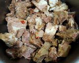 รูปขั้นตอนการทำที่ 1 ของ ผัดเผ็ดเนื้อตุ๋น 2