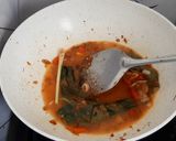 Foto langkah ke 4 dari resep Tumis Bunga Pepaya, Tips Tidak Pahit dan Warna Bunga Tetap Hijau.