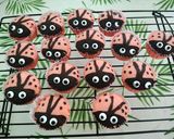 Foto langkah ke 10 dari resep Ladybugs CupCake.