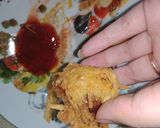 A picture of step 4 of Potatoes chicken pakora.