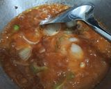 Foto langkah ke 4 dari resep Telur Saus Asam Manis.