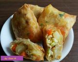 Foto langkah ke 6 dari resep Martabak Kentang -Wortel Ala Rumahan.