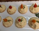 Foto del paso 2 de la receta: Blinis con crema de Mascarpone, aguacate y pimientos lágrima