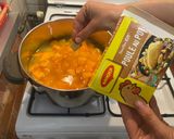 Une image de l'étape 3 de Soupe veloutée de potimarron et pommes de terre.