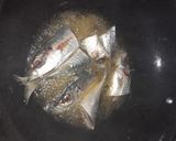 Foto langkah ke 1 dari resep Ikan klotok sambal merah.