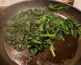 Foto del passaggio 3 della ricetta Risotto con spinaci e lardo