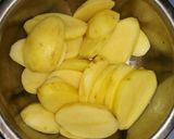 Foto langkah ke 1 dari resep Perkedel Kentang Apa Adanya.