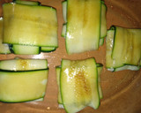 Foto del paso 6 de la receta: Raviolis de calabacín rellenos de setas