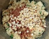 A picture of step 5 of South Indian Chana Dal Pakoda (Vada).