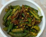 A picture of step 6 of Okra With Onion Masala.