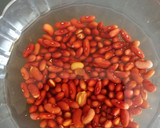 Foto del paso 1 de la receta: Alubias pintas con oreja y chorizo