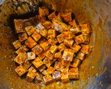 Foto del paso 2 de la receta: Tofu marinado crujiente con arroz