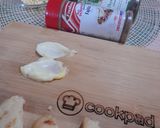 A picture of step 2 of Italian seasoning Garlic butter board.