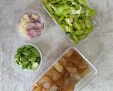 Foto langkah ke 1 dari resep Tumis Kikil Cabai Hijau.