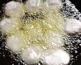 Foto langkah ke 4 dari resep Getas Tepung Ketan.