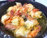 รูปขั้นตอนการทำที่ 3 ของ กุ้งทอดซอสมะขาม