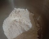 Foto langkah ke 3 dari resep Bakpao Isi Ayam Cincang (No Mixer).