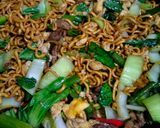 Foto langkah ke 8 dari resep Mie goreng daging.