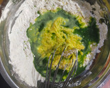 Foto langkah ke 2 dari resep Chiffon Cake Pandan - Lembut seperti kapas.