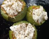 Foto del paso 1 de la receta: Zapallitos rellenos de pollo cebolla y morrón