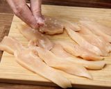 Mézes-mustáros csirkemell kukoricapehely bundában recept fázis 1 fotója