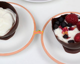 Foto del paso 11 de la receta: Copa de Chocolate rellena de Crema de Yogur