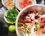 Hình bước làm 5 của món Gỏi Tiến Vua Bạch Tuộc