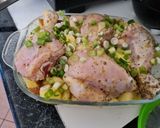 Foto del paso 4 de la receta: Pollo a la mostaza con papas al horno🍗