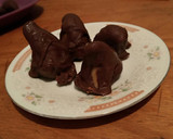 Foto del paso 4 de la receta: Bocaditos de Banana, dulce de leche y choco delis😋