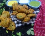 A picture of step 5 of Methi na Gota.