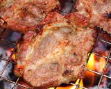 Foto del paso 2 de la receta Yum Kho Moo Yang : ensalada de cerdo a la parrilla