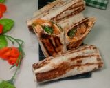 Foto langkah ke 4 dari resep Kebab Ayam Suwir.
