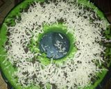 Foto langkah ke 5 dari resep Bolu pandan kukus.