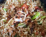 Foto langkah ke 5 dari resep Mie Nyemek Telur Asin.