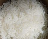 Foto langkah ke 1 dari resep Lumpia isi bihun saus spageti.