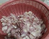 Foto langkah ke 1 dari resep Bawang merah goreng pedas.