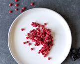 A picture of step 1 of Red currant cupcakes.