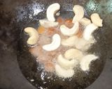 A picture of step 1 of Samolina Upma.