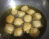A picture of step 3 of Dahi Vada.