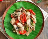 Foto langkah ke 6 dari resep Tumis Jamur Merang.