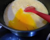 A picture of step 3 of Saffron Sooji Halwa.