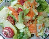 Foto langkah ke 4 dari resep Zucchini Salad with Asian Dressing.