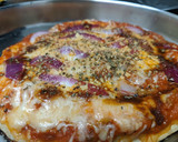 A picture of step 4 of Quick Pizza with Pita bread.