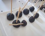 A picture of step 4 of Cake pops.