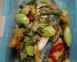Foto langkah ke 4 dari resep Ikan gembung Pete cabai potong.