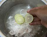 Foto langkah ke 2 dari resep Es Kuwut Sirup Cocopandan.