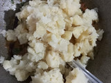 બટાકા ભાજી (Potato Bhaji Recipe In Gujarati)