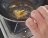 A picture of step 7 of Paneer pakoda.