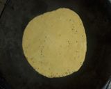 A picture of step 4 of Cheese chapatti.
