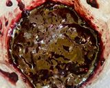 A picture of step 1 of Blackberry roll with cottage cheese cream.